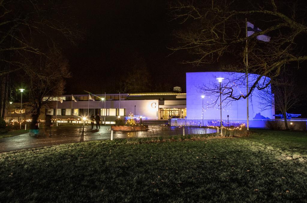 Hotelli Gustavelund Tusby Exteriör bild