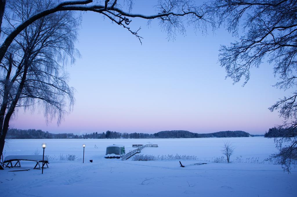 Hotelli Gustavelund Tusby Exteriör bild