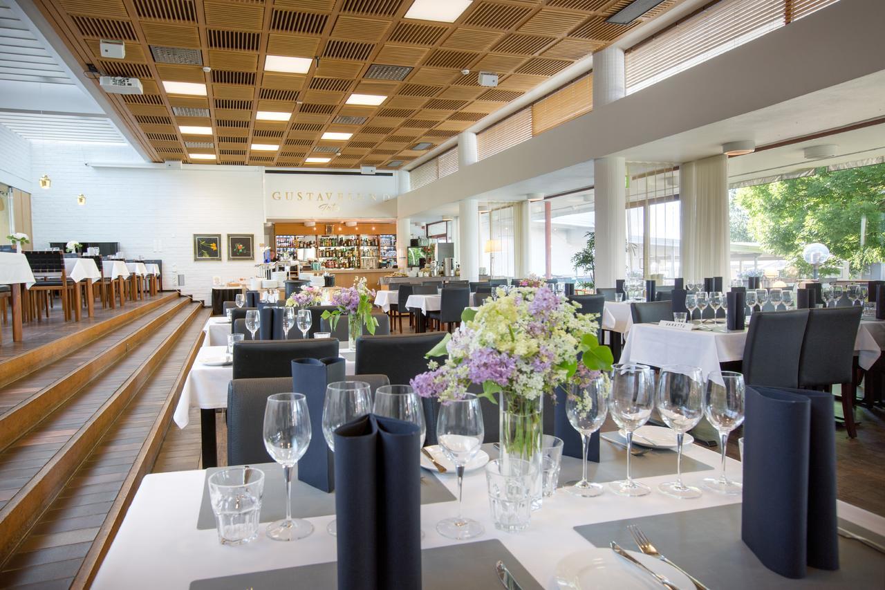 Hotelli Gustavelund Tusby Exteriör bild